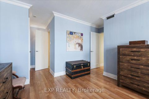 Photo 10 at 412 - 44 Longbourne Drive, Richview, Toronto