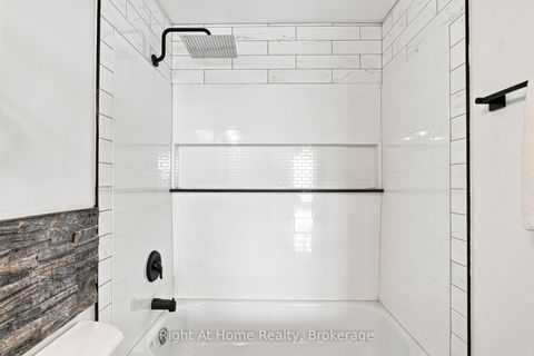 Photo 34 at 1215 - 11753 Sheppard Avenue E, Rouge E11, Toronto