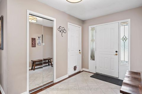 Photo 3 at 222 Biscayne Boulevard, Keswick South, Georgina
