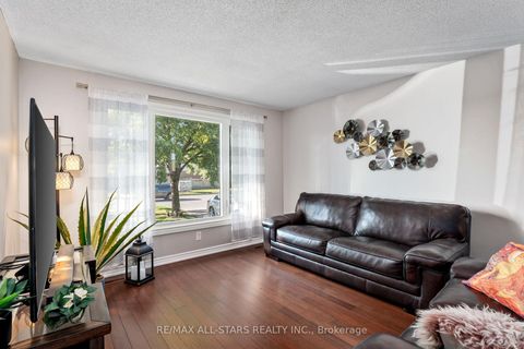 Photo 5 at 222 Biscayne Boulevard, Keswick South, Georgina