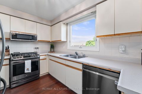 Photo 9 at 222 Biscayne Boulevard, Keswick South, Georgina