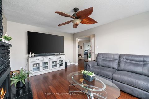 Photo 14 at 222 Biscayne Boulevard, Keswick South, Georgina