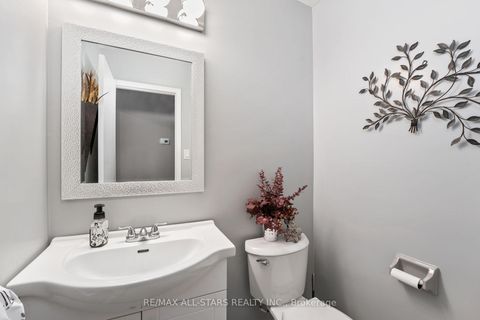Photo 17 at 222 Biscayne Boulevard, Keswick South, Georgina