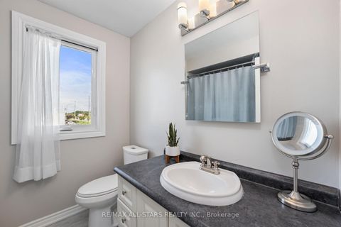 Photo 25 at 222 Biscayne Boulevard, Keswick South, Georgina