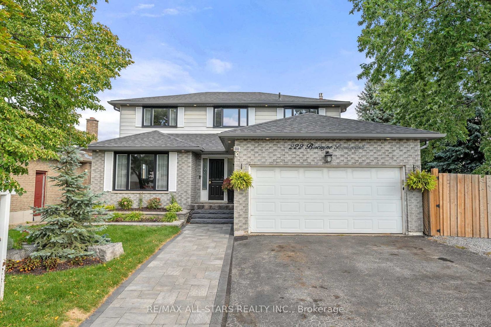 222 Biscayne Boulevard, Keswick South, Georgina photo number 2