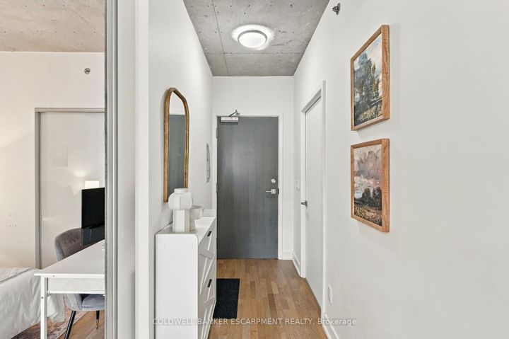 Photo 3 at 628 - 20 Minowan Miikan Lane, Little Portugal, Toronto