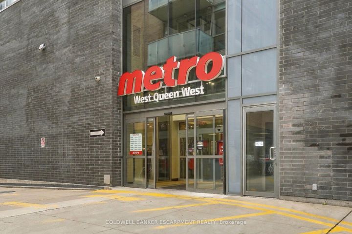 Photo 44 at 628 - 20 Minowan Miikan Lane, Little Portugal, Toronto