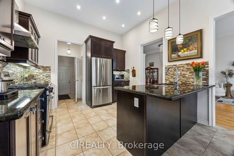 Photo 13 at 289 Chatfield Drive, Vellore Village, Vaughan