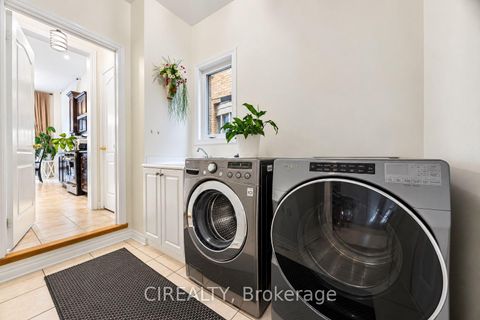 Photo 17 at 289 Chatfield Drive, Vellore Village, Vaughan