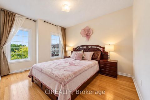 Photo 26 at 289 Chatfield Drive, Vellore Village, Vaughan
