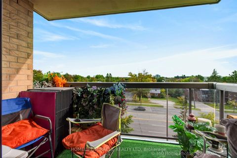 Photo 5 at 441 - 18 Mondeo Drive, Dorset Park, Toronto