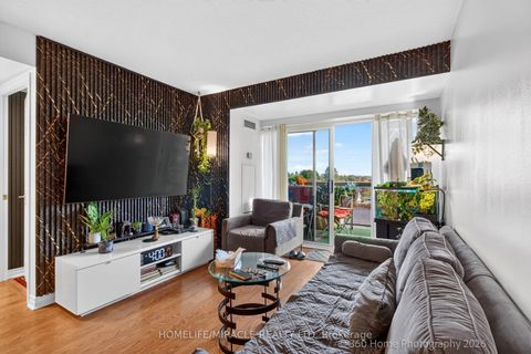 Photo 8 at 441 - 18 Mondeo Drive, Dorset Park, Toronto
