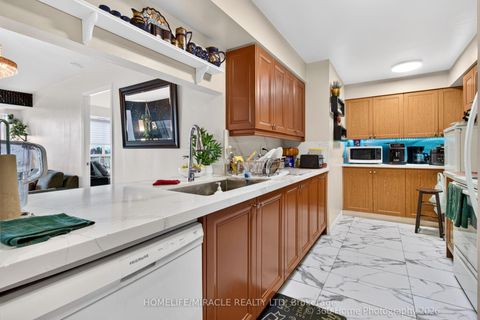 Photo 14 at 441 - 18 Mondeo Drive, Dorset Park, Toronto