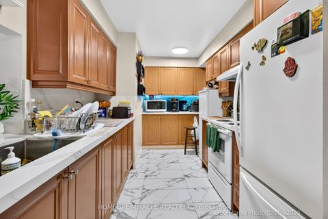 Photo 15 at 441 - 18 Mondeo Drive, Dorset Park, Toronto
