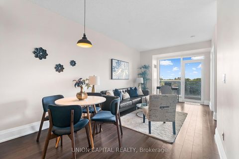 Photo 3 at 708 - 120 Harrison Garden Boulevard, Willowdale East, Toronto