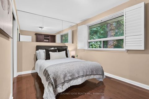 Photo 18 at 433 Brownfield Gardens, Rouge E10, Toronto
