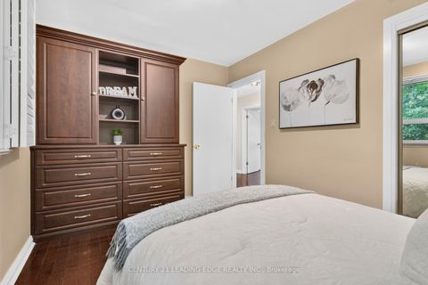 Photo 20 at 433 Brownfield Gardens, Rouge E10, Toronto