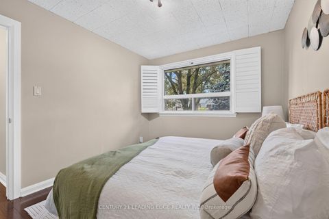 Photo 24 at 433 Brownfield Gardens, Rouge E10, Toronto