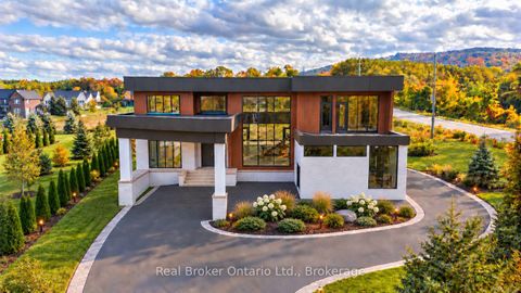 Photo 2 at 1 Meadowlark Way, Rural Clearview, Clearview