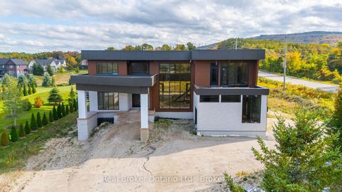 Photo 3 at 1 Meadowlark Way, Rural Clearview, Clearview