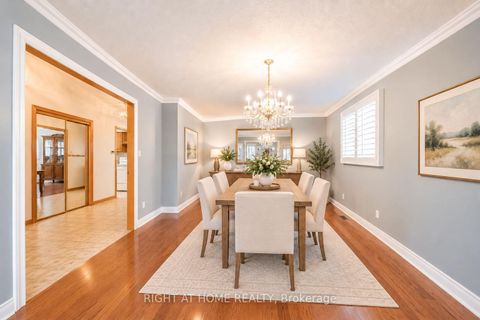 Photo 11 at 11 Timber Lane, East Woodbridge, Vaughan