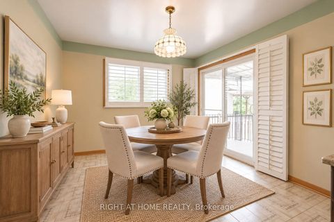 Photo 17 at 11 Timber Lane, East Woodbridge, Vaughan