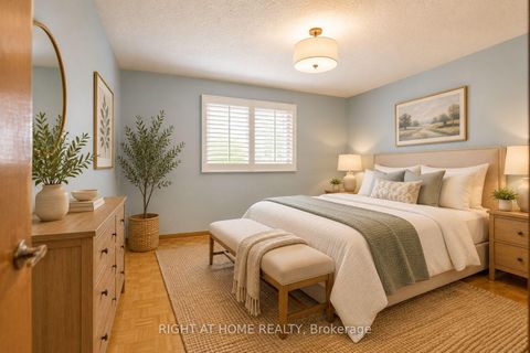 Photo 31 at 11 Timber Lane, East Woodbridge, Vaughan