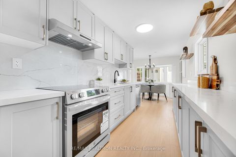 Photo 16 at 330 Tampa Drive, Keswick South, Georgina