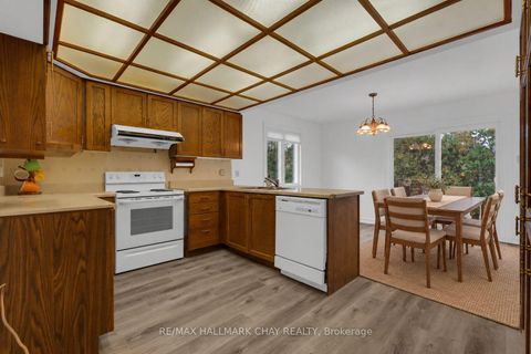 Photo 10 at 102 Steel Street, Grove East, Barrie