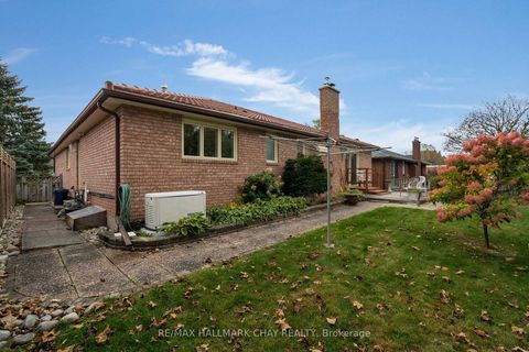 Photo 32 at 102 Steel Street, Grove East, Barrie