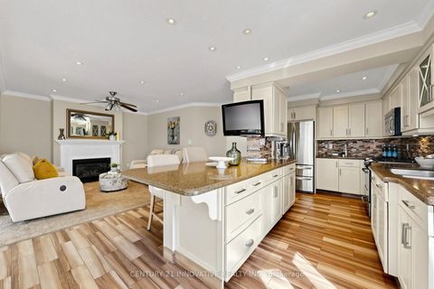Photo 14 at 43 Bonnydon Crescent, Rouge E11, Toronto