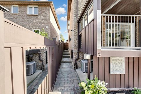 Photo 37 at 43 Bonnydon Crescent, Rouge E11, Toronto