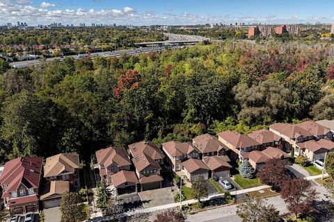 Photo 44 at 43 Bonnydon Crescent, Rouge E11, Toronto