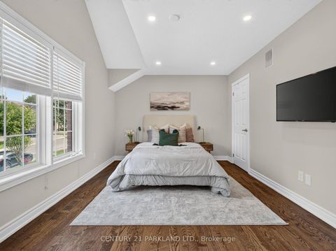 Photo 17 at 228 Rosemount Avenue, Pelmo Park W4, Toronto