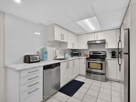 Photo 22 at 228 Rosemount Avenue, Pelmo Park W4, Toronto