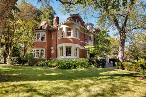 Photo 2 at 114 Glen Road, Moore Park, Toronto