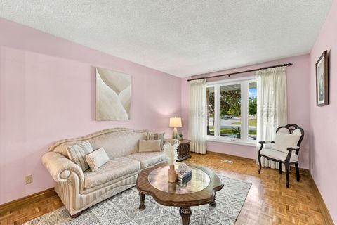 Photo 7 at 49 Trevor Street, East Woodbridge, Vaughan
