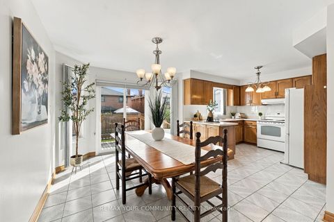 Photo 11 at 49 Trevor Street, East Woodbridge, Vaughan