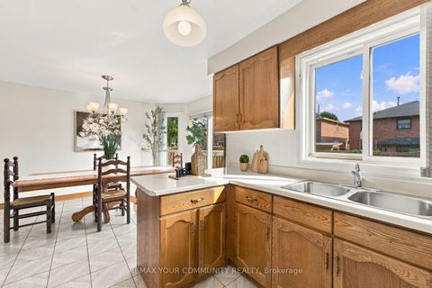 Photo 16 at 49 Trevor Street, East Woodbridge, Vaughan