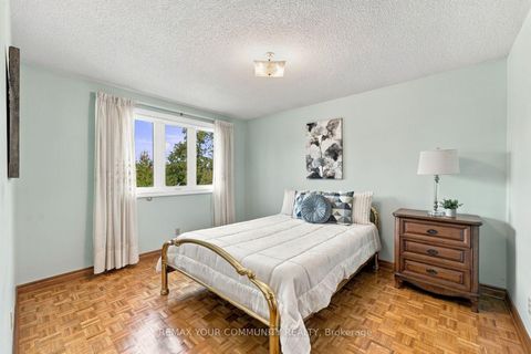 Photo 33 at 49 Trevor Street, East Woodbridge, Vaughan