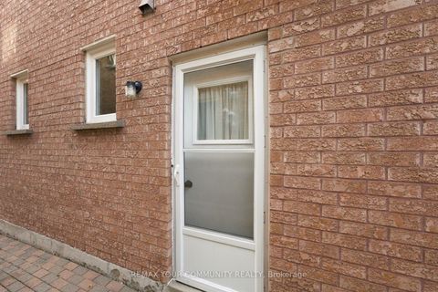 Photo 39 at 49 Trevor Street, East Woodbridge, Vaughan