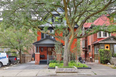 Photo 0 at 262 Roncesvalles Avenue, Swansea, Toronto