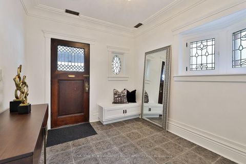 Photo 2 at 262 Roncesvalles Avenue, Swansea, Toronto
