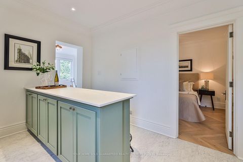 Photo 12 at 262 Roncesvalles Avenue, Swansea, Toronto