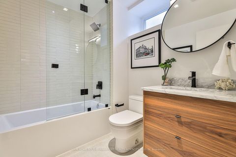 Photo 44 at 262 Roncesvalles Avenue, Swansea, Toronto