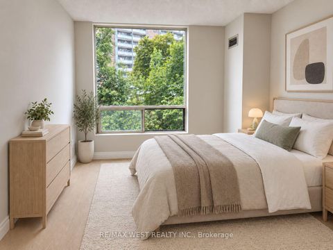 Photo 16 at 305N - 3 Hickory Tree Road, Weston, Toronto