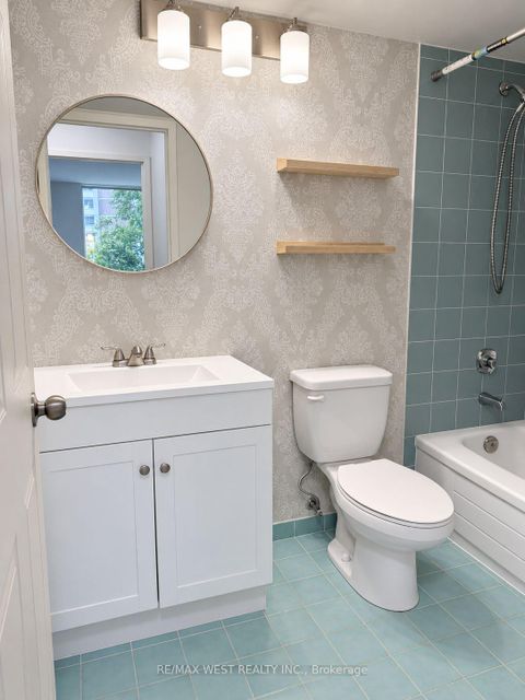 Photo 21 at 305N - 3 Hickory Tree Road, Weston, Toronto