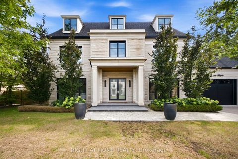 Photo 2 at 125 Clearview Heights, King City, King