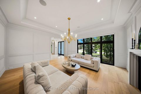 Photo 8 at 125 Clearview Heights, King City, King