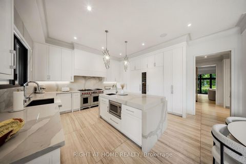 Photo 14 at 125 Clearview Heights, King City, King